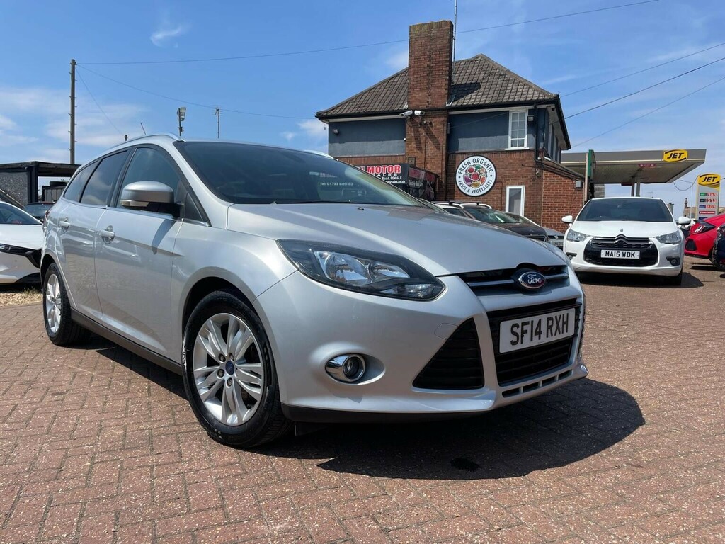Ford Focus 1.6 Titanium Navigator Powershift Euro 5 2014 Silver