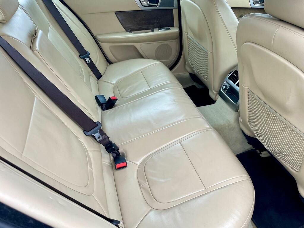 Jaguar XF 3.0D V6 Premium Luxury Euro 5 Ss Silver #4