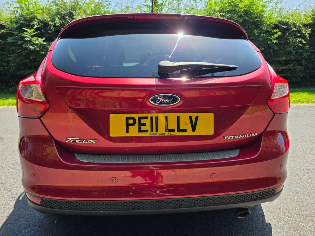 Ford Focus 1.6T Ecoboost Titanium Euro 5 Ss Red #6