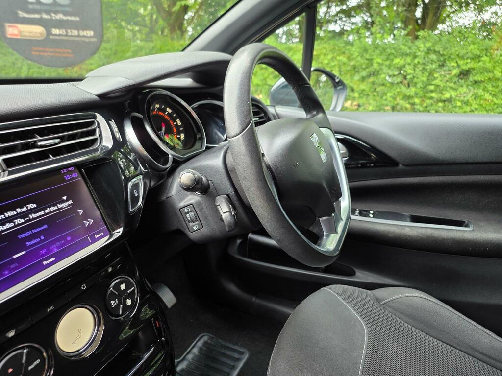 DS DS 3 Cabrio 1.6 Thp Dstyle Cabriolet Euro 6 Ss Purple #15