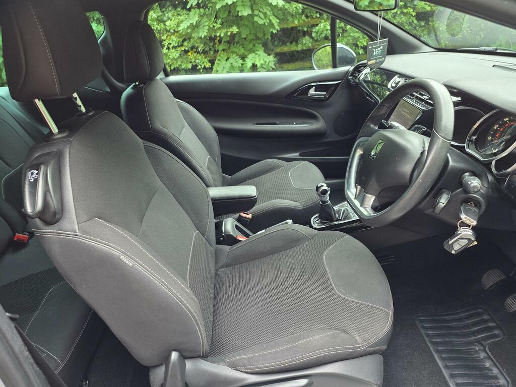 DS DS 3 Cabrio 1.6 Thp Dstyle Cabriolet Euro 6 Ss Purple #20