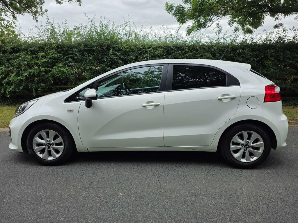 Kia RIO Sr7 White #6