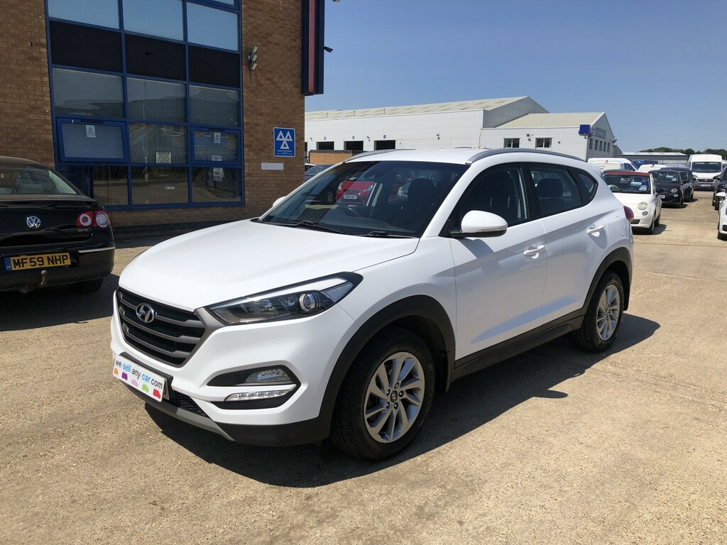 Hyundai Tucson Suv 1.7 Tucson Se Nav 1.7 D 116Ps Bd Fss 2016 White #5