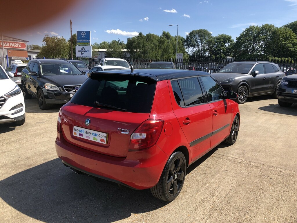 Skoda Fabia 1.4 Tdi Pure Drive Sport Red #5