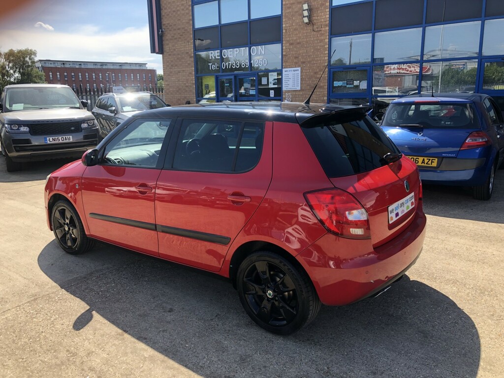 Skoda Fabia 1.4 Tdi Pure Drive Sport Red