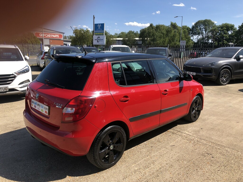 Skoda Fabia 1.4 Tdi Pure Drive Sport Red #6