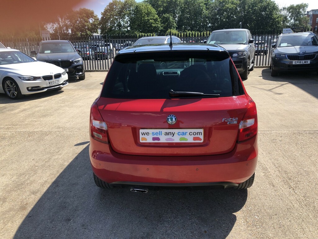 Skoda Fabia 1.4 Tdi Pure Drive Sport Red #3