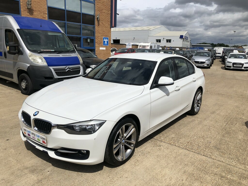 BMW 3 Series Saloon 2.0 320I Sport Saloon 2013 WV13CTF White #3