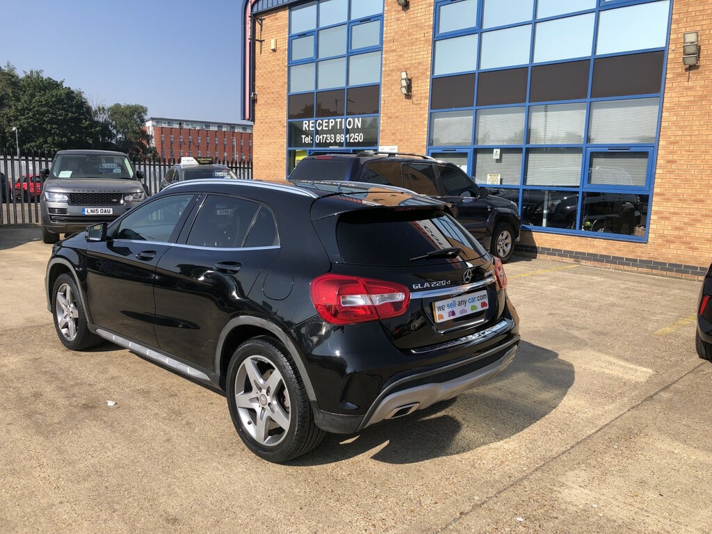Mercedes-Benz GLA Class Suv 2.1 Gla220d Amg Line 2016 Black #5