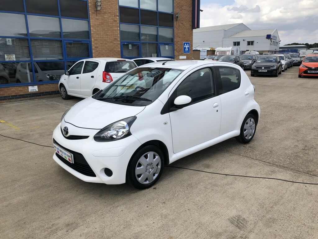 Toyota Aygo 1.0 Vvt-i Ice White #4