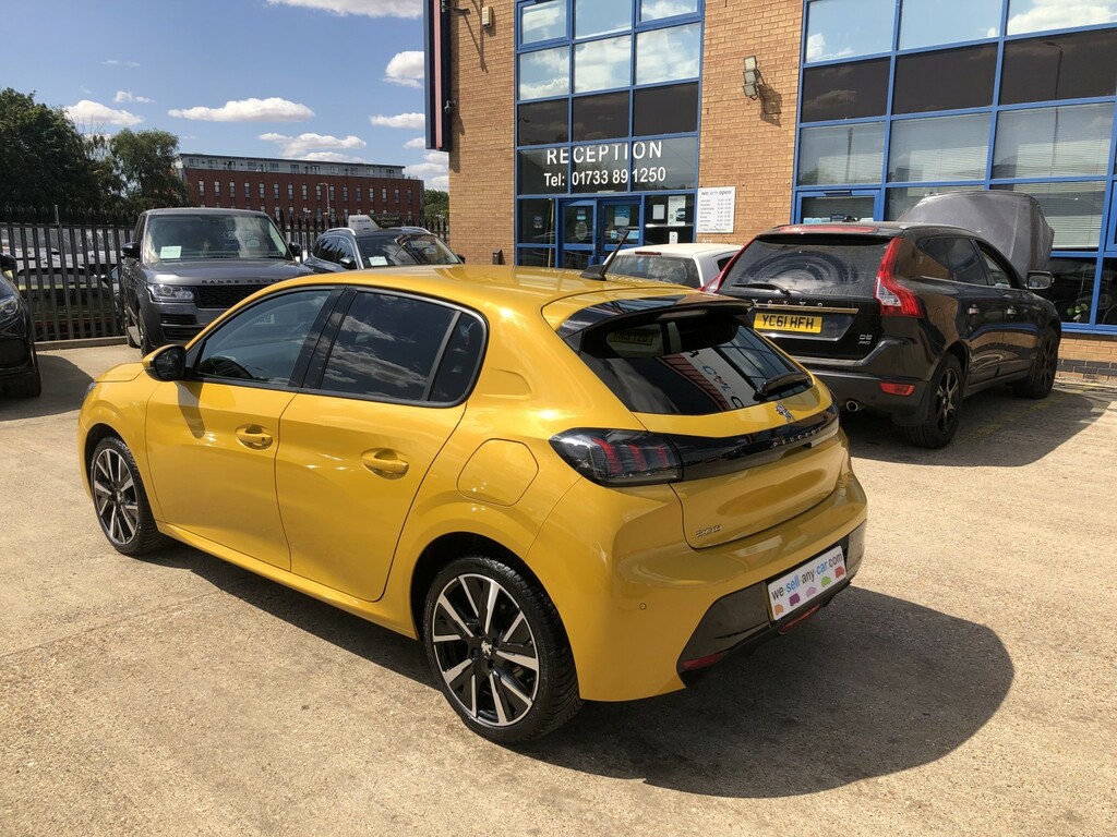 Peugeot 208 1.2 Puretech Allure Yellow #3