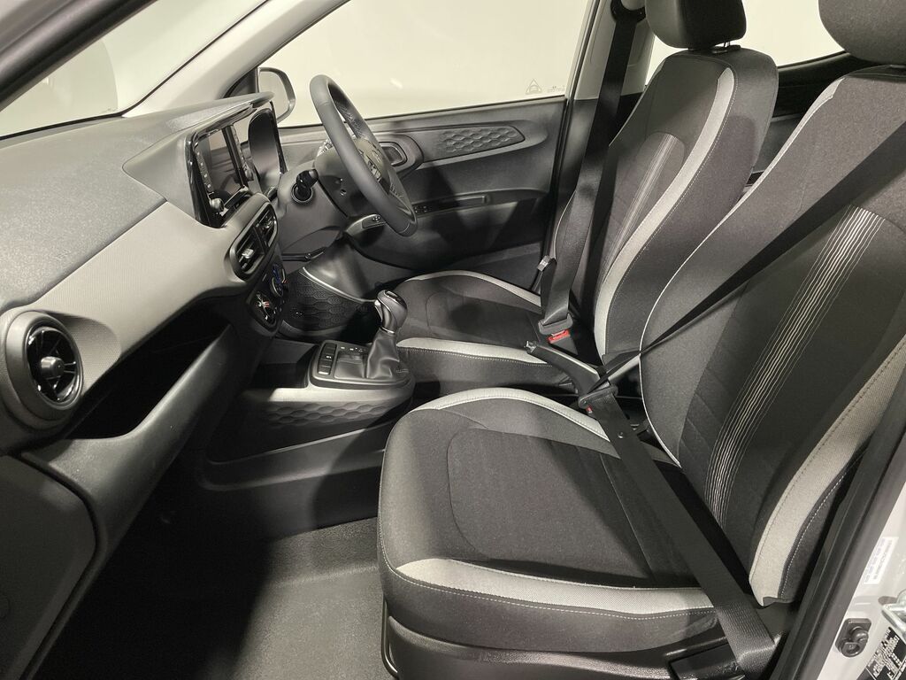 Hyundai I10 1.0 Premium Euro 6 Ss White #25