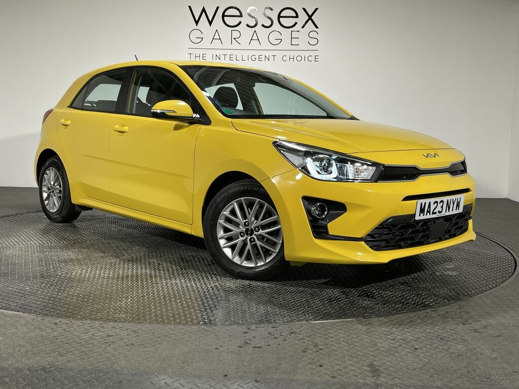 Kia RIO 2 Yellow