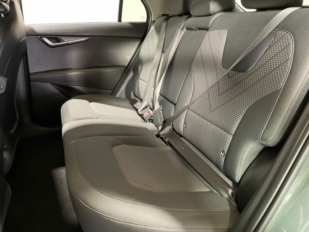 Kia e-Niro 150Kw 2 Nav 65Kwh Green #3