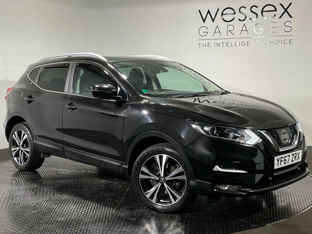Nissan Qashqai 1.2 Dig-t N-connecta Black