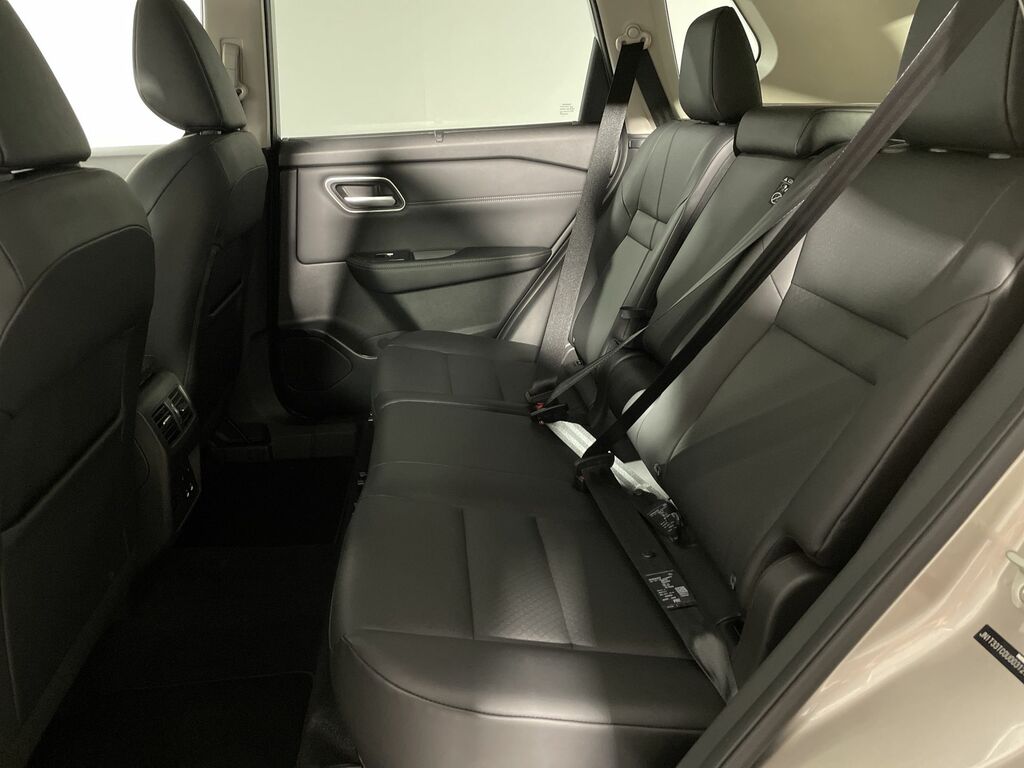 Nissan X-Trail 1.5 Mhev 163 Tekna Xtronic 52022 WU26GYW Silver #5