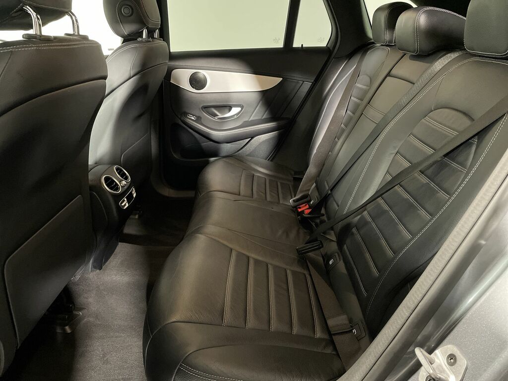 Mercedes-Benz GLC Class 300 Amg Line 4Matic A Grey #4
