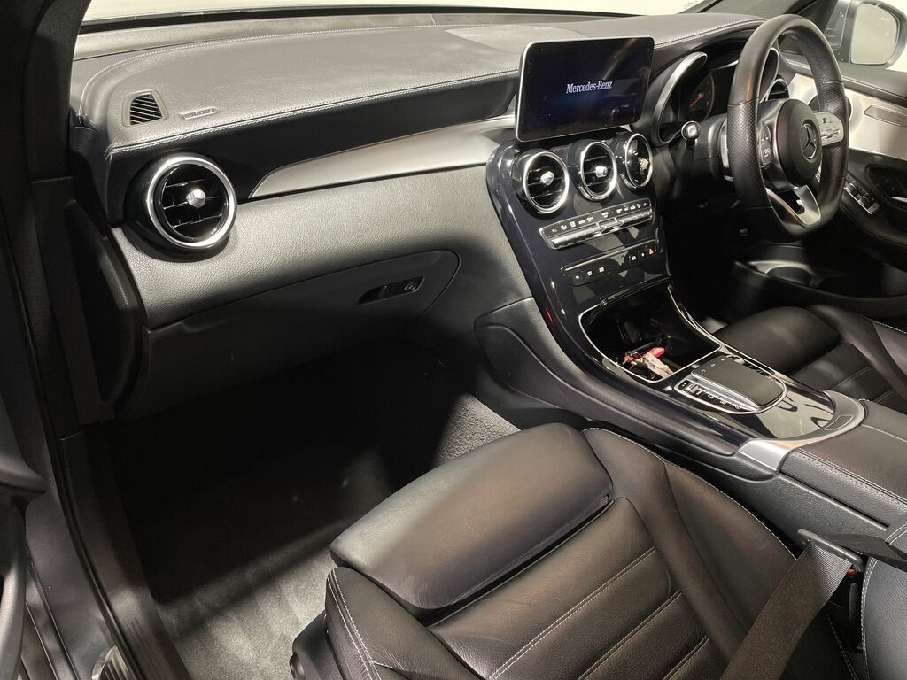Mercedes-Benz GLC Class 300 Amg Line 4Matic A Grey #2