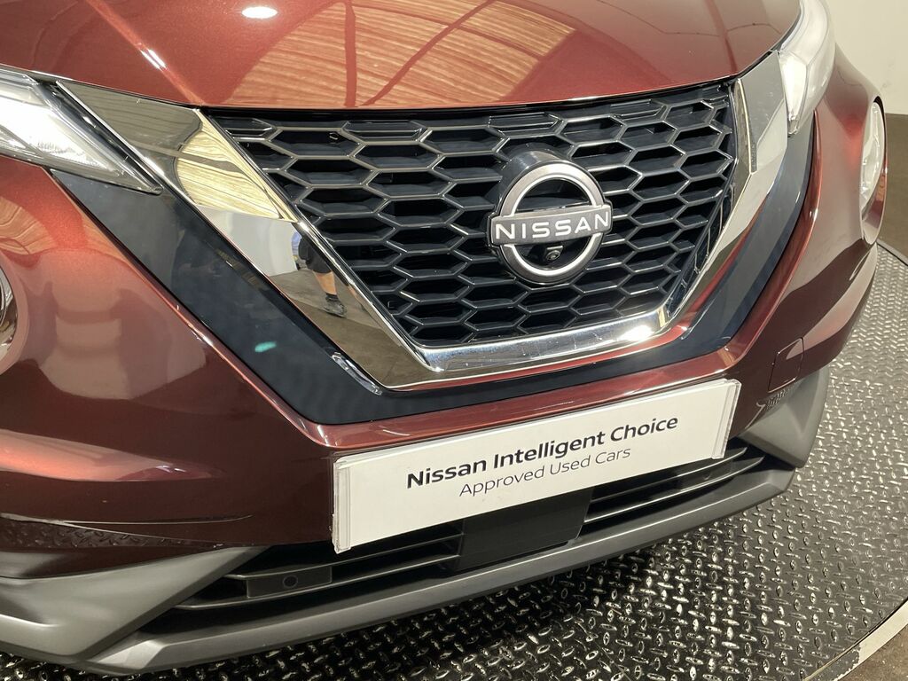 Nissan Juke 1.0 Dig-t 114 Tekna CF22UBE Red #5