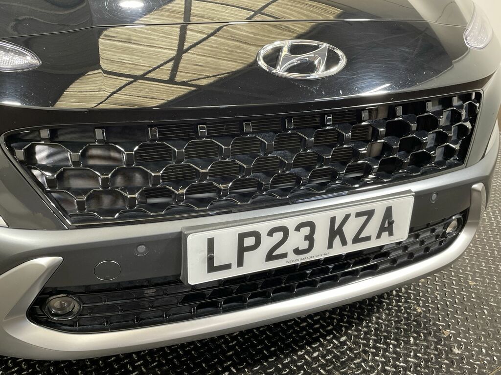 Hyundai Kona Premium T-gdi Mhev LP23KZA Black #6