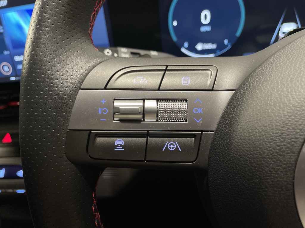 Hyundai Kona 65.4Kwh Ultimate Suv 218 Ps Red #43