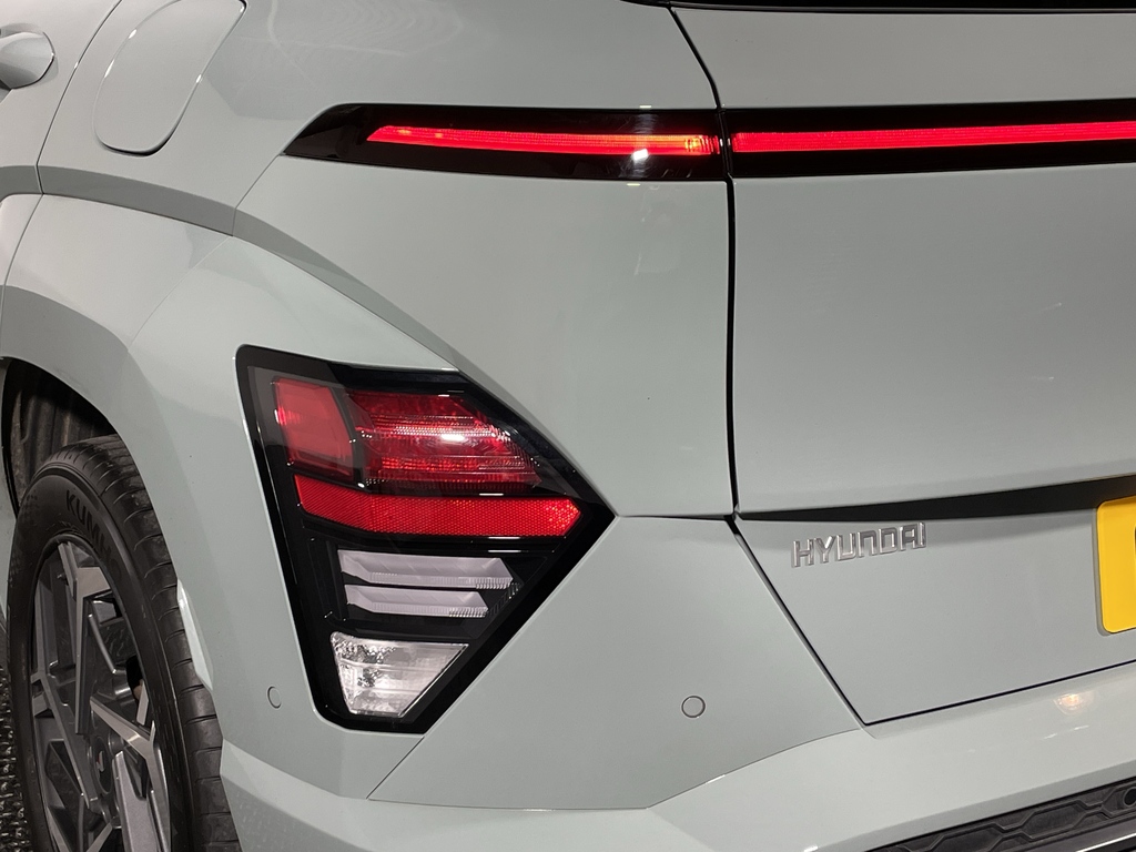 Hyundai Kona 65.4Kwh Ultimate Suv 218 Ps Red #17
