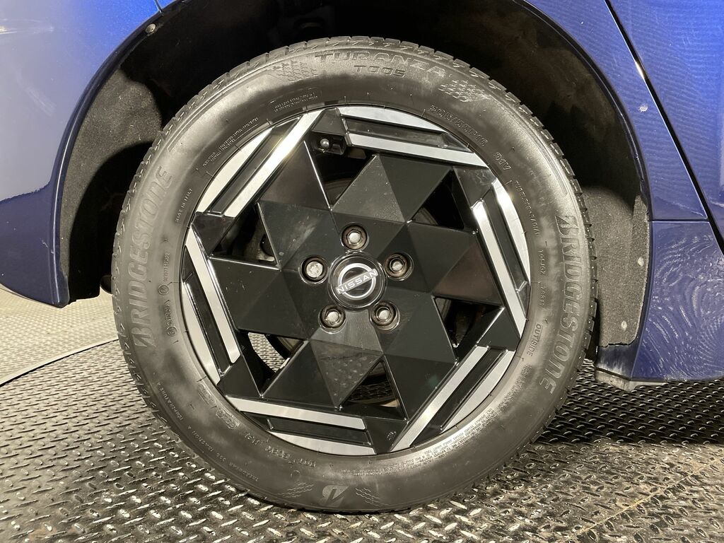 Nissan Leaf Tekna Grey #10