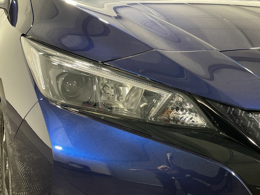 Nissan Leaf Tekna Grey #15