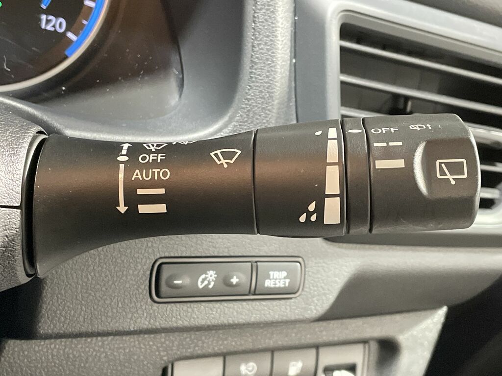 Nissan Leaf Tekna Grey #45
