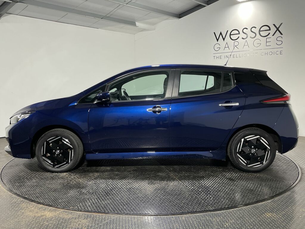 Nissan Leaf Tekna Grey #18