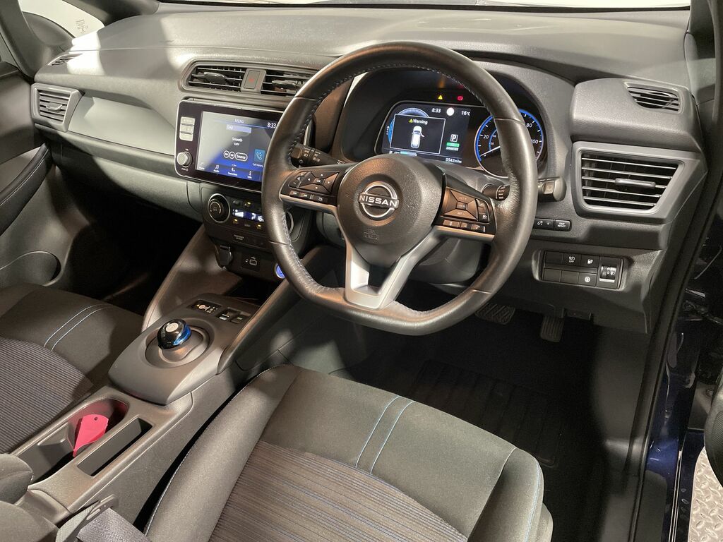 Nissan Leaf Tekna Grey #39