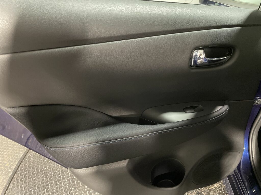 Nissan Leaf Tekna Grey #26
