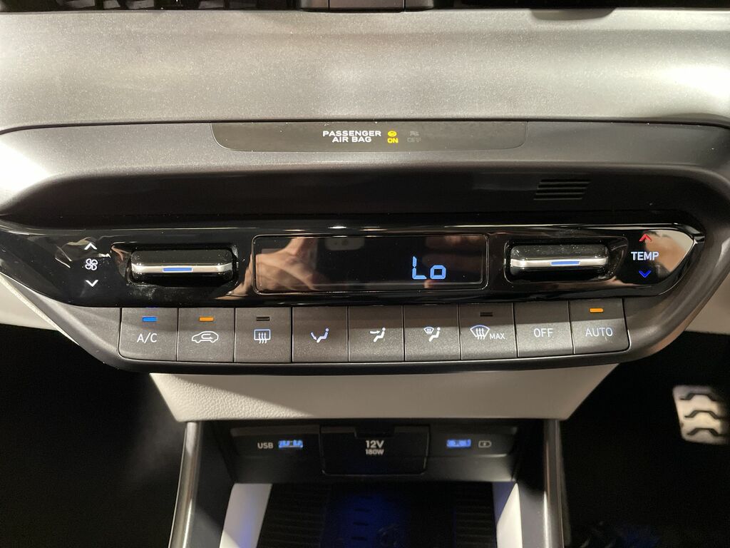 Hyundai Bayon Premium Grey #31