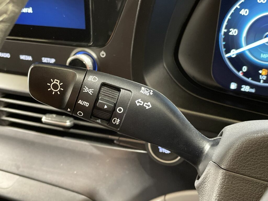Hyundai Bayon Premium Grey #37