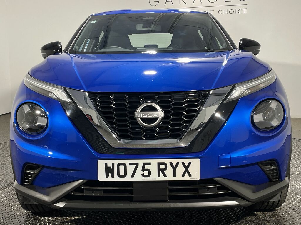 Nissan Juke Hatchback Black #9