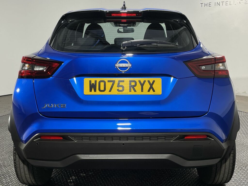Nissan Juke Hatchback Black #17