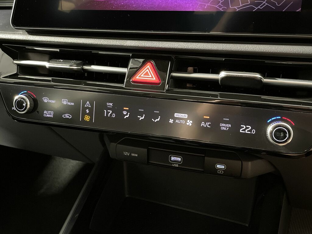 Kia e-Niro 64.8Kwh 2 Red #33