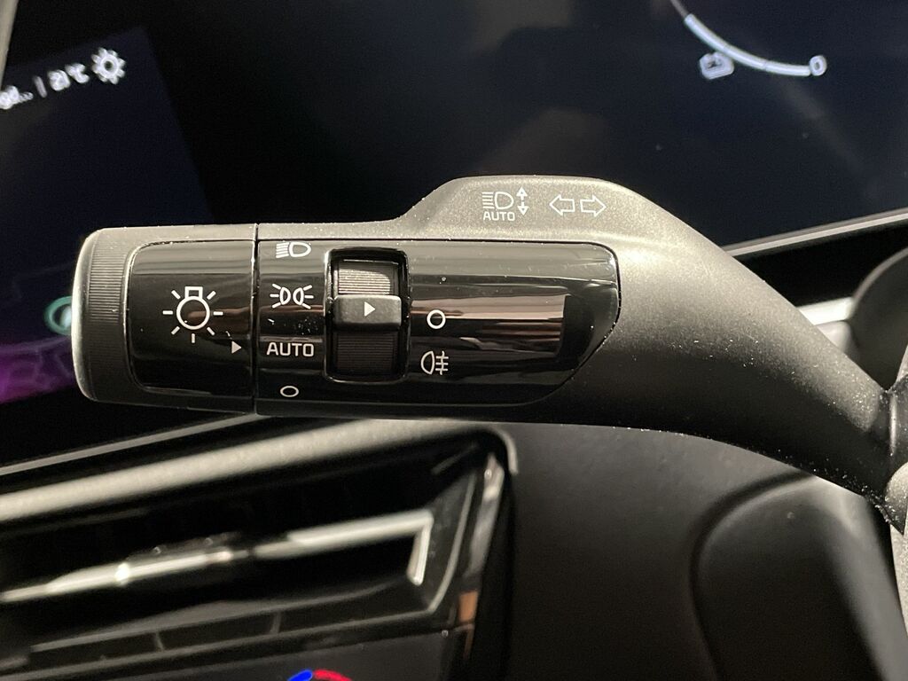 Kia e-Niro 64.8Kwh 2 Red #43