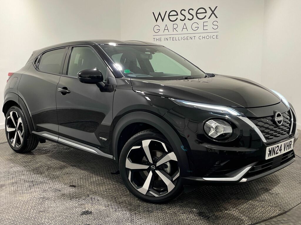 Nissan Juke 1.6 Hybrid Tekna Black