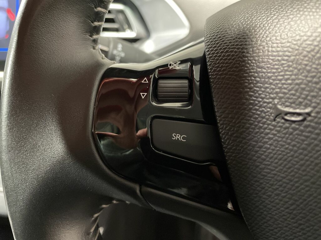 Peugeot 308 Tech Edition Red #46