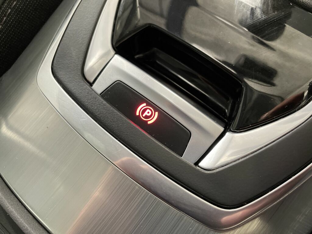 Peugeot 308 Tech Edition Red #36