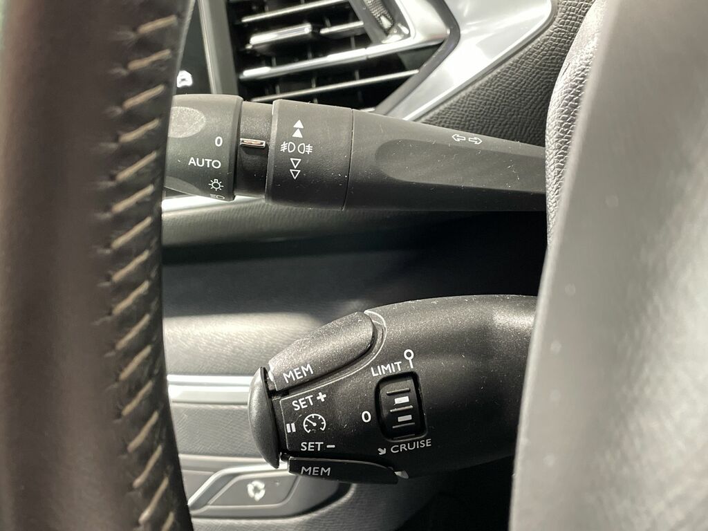Peugeot 308 Tech Edition Red #43