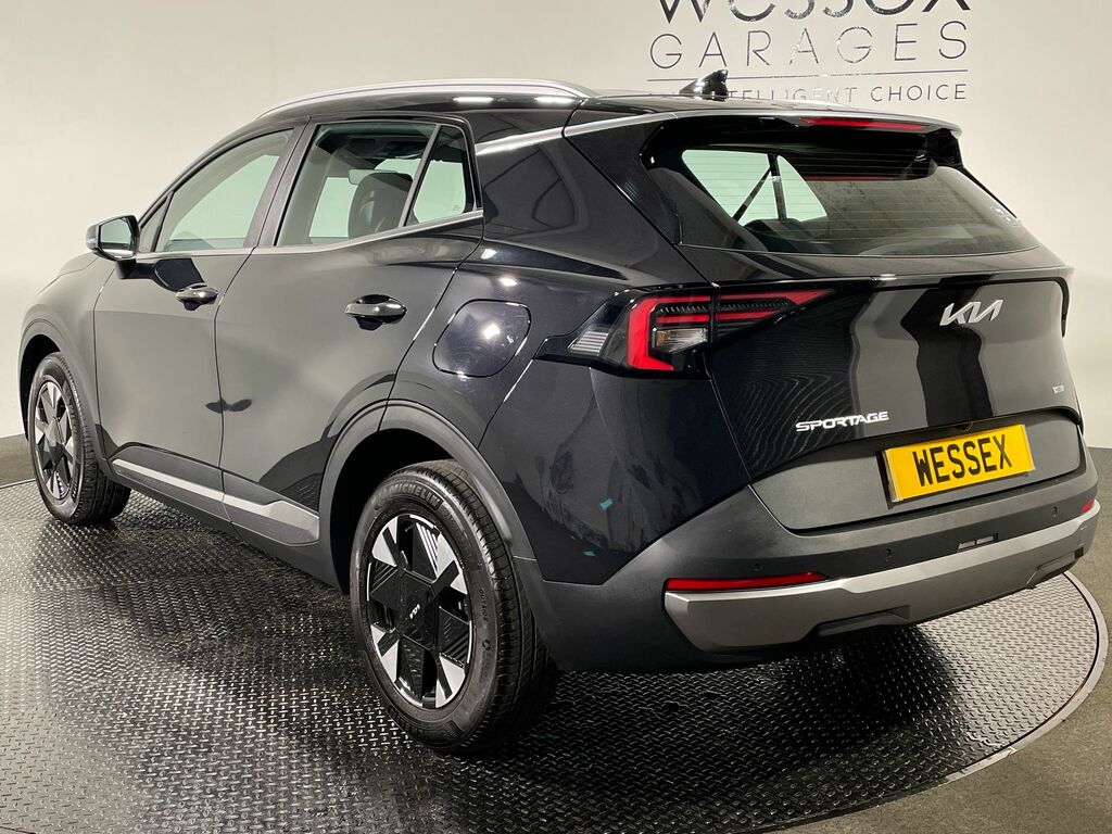 Kia Sportage 1.6T Gdi Hev Pure Black #4
