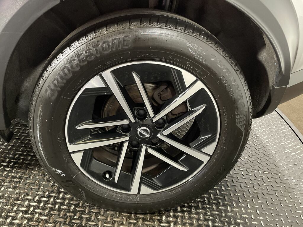 Nissan Juke Tekna Black #45