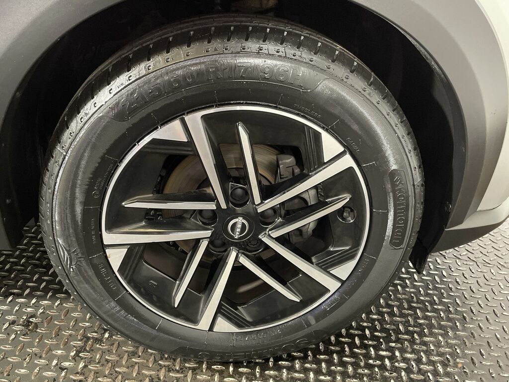 Nissan Juke Tekna Black #47
