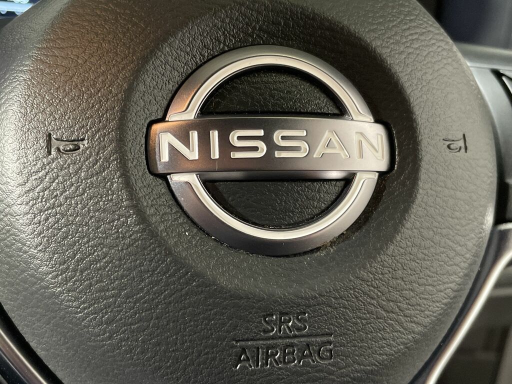 Nissan Juke Tekna Black #38