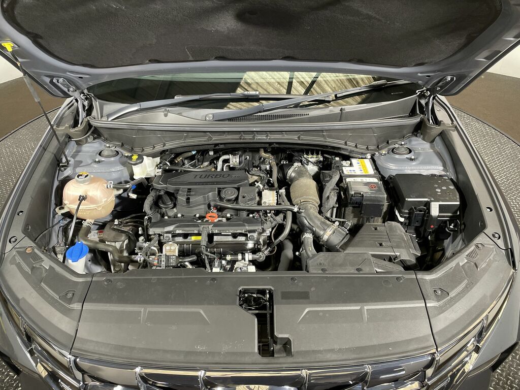 Hyundai Tucson Ultimate Silver #50