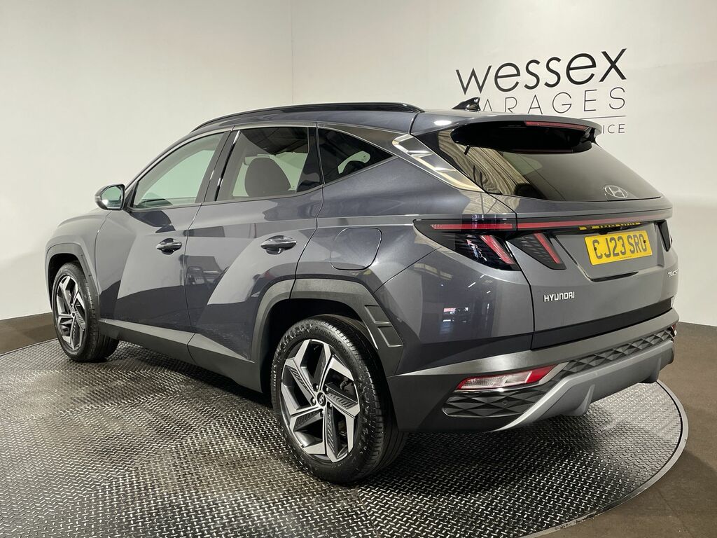 Hyundai Tucson Ultimate Silver #13
