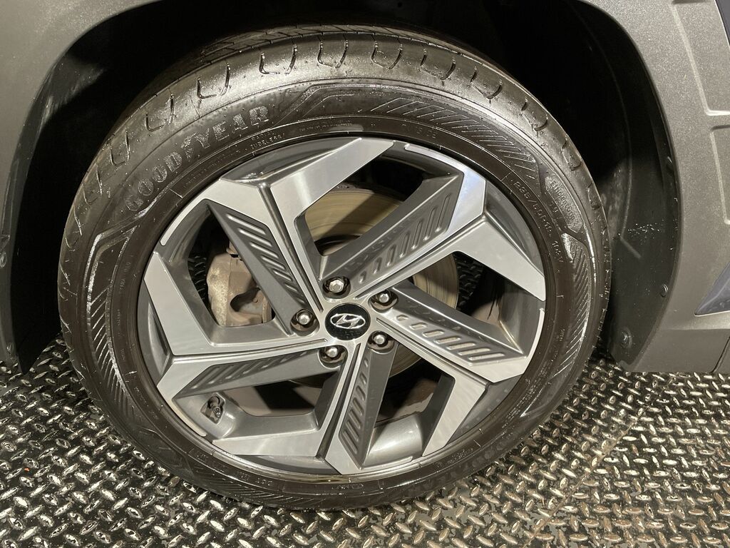 Hyundai Tucson Ultimate Silver #51