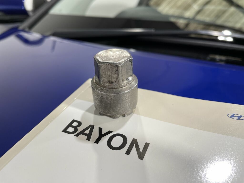 Hyundai Bayon Se Connect Blue #42